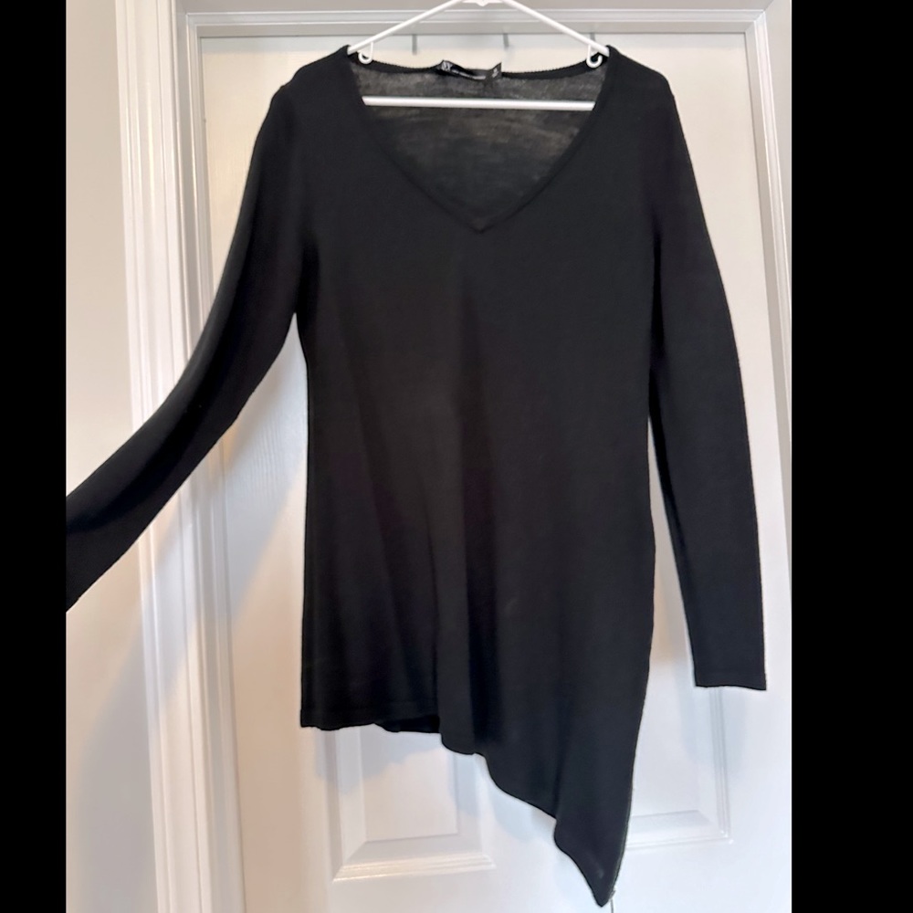 Asymmetrical hem zipper sweater